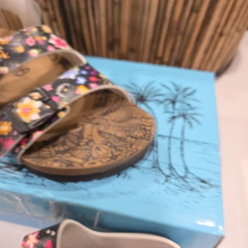Calceo Women's Floral Four Strap Sandal (Size 8.5-9 or 39) NWB READ SHELF
